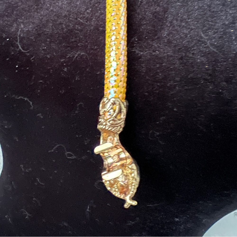 Vintage snake belt necklace in iridescent yellow by D.L.Auld - Picture 7 of 14